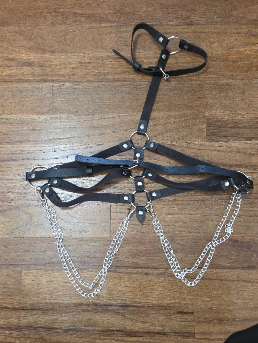 Gothic Faux Leather Harness with Silver Chains - Picture 6 of 8